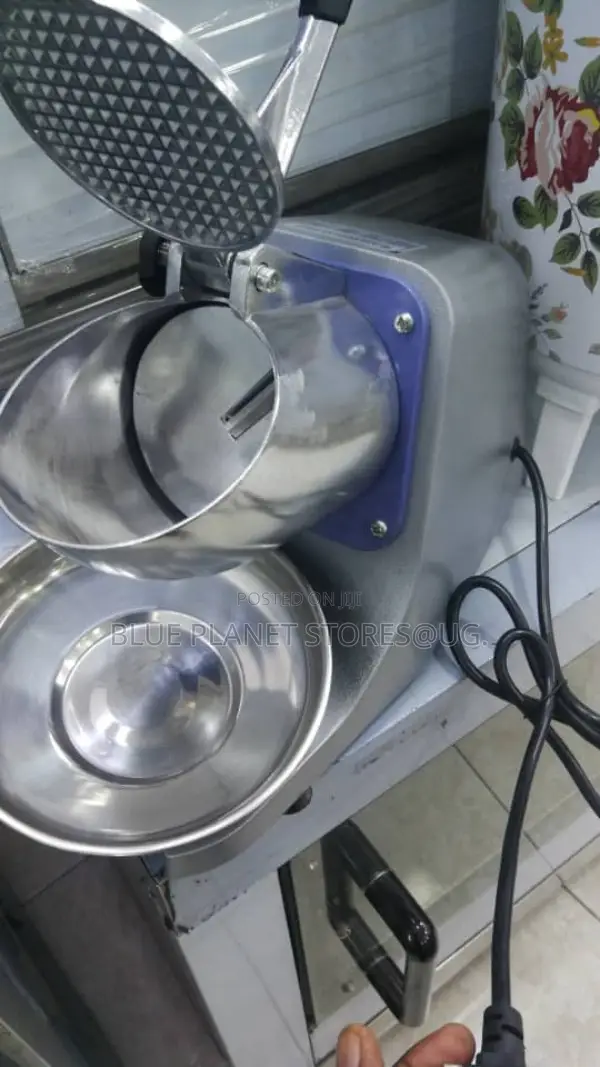 COMMERCIAL Electric Smash Ice Crushers \\ 180w \\ WF-A109