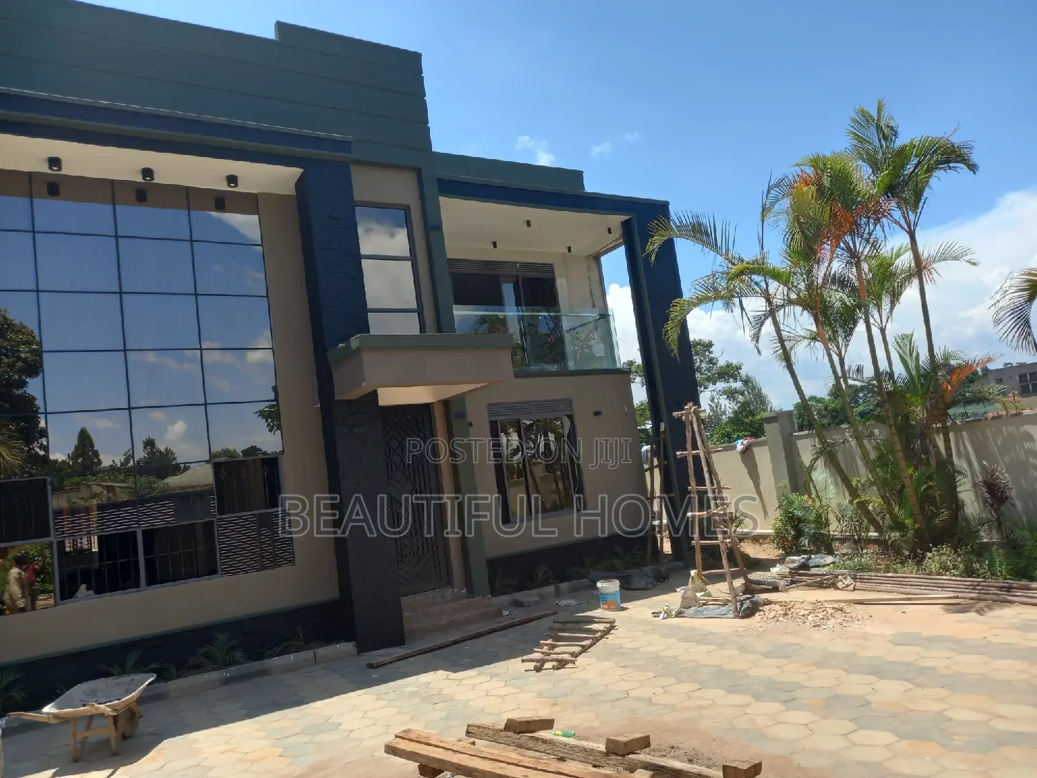 Furnished 5bdrm Mansion in Kyanja, Nakawa for sale