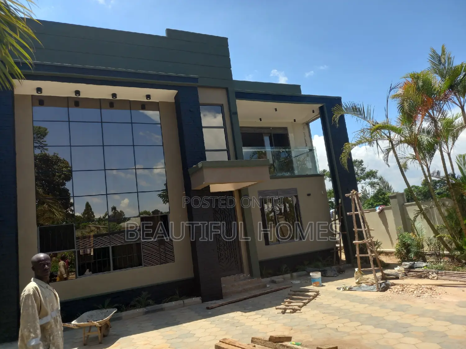Furnished 5bdrm Mansion in Kyanja, Nakawa for sale