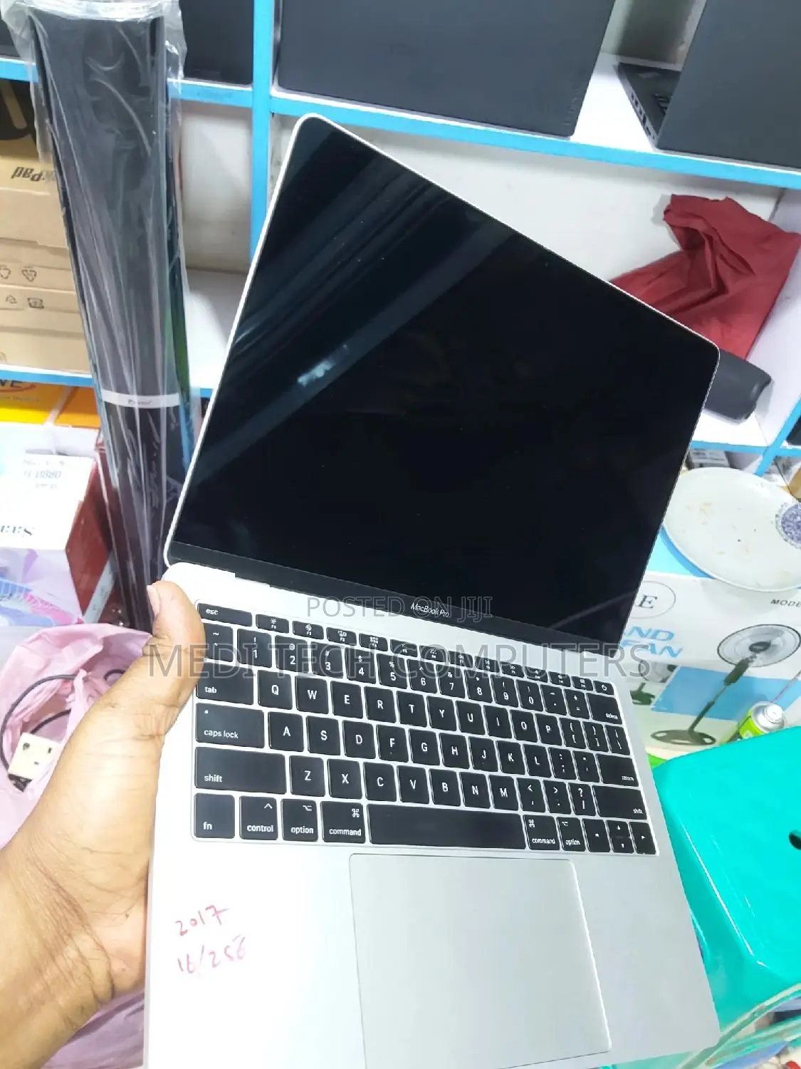 Laptop Apple MacBook Pro 2017 8GB Intel Core I5 SSD 256GB