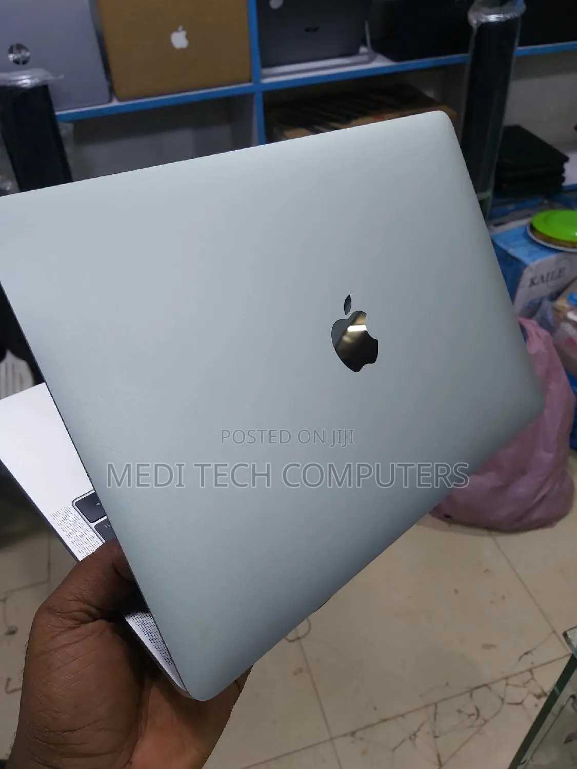 Laptop Apple MacBook Pro 2017 8GB Intel Core I5 SSD 256GB
