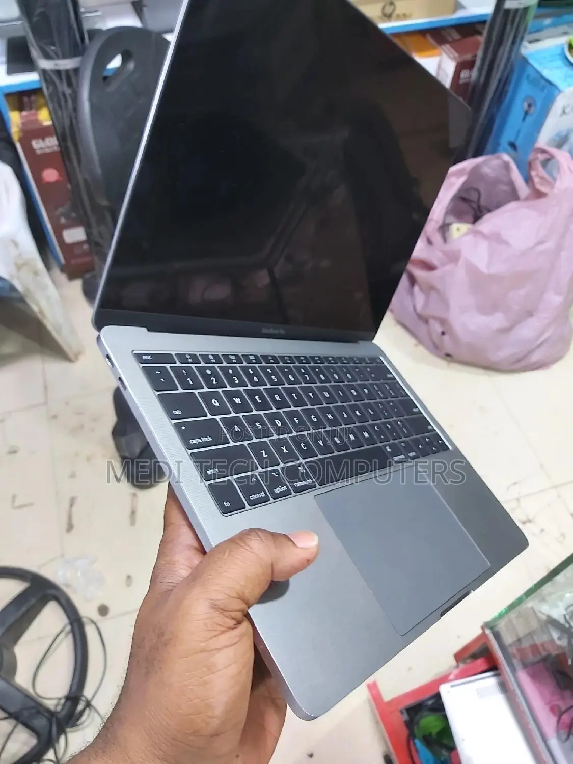 Laptop Apple MacBook Pro 2017 8GB Intel Core I5 SSD 256GB