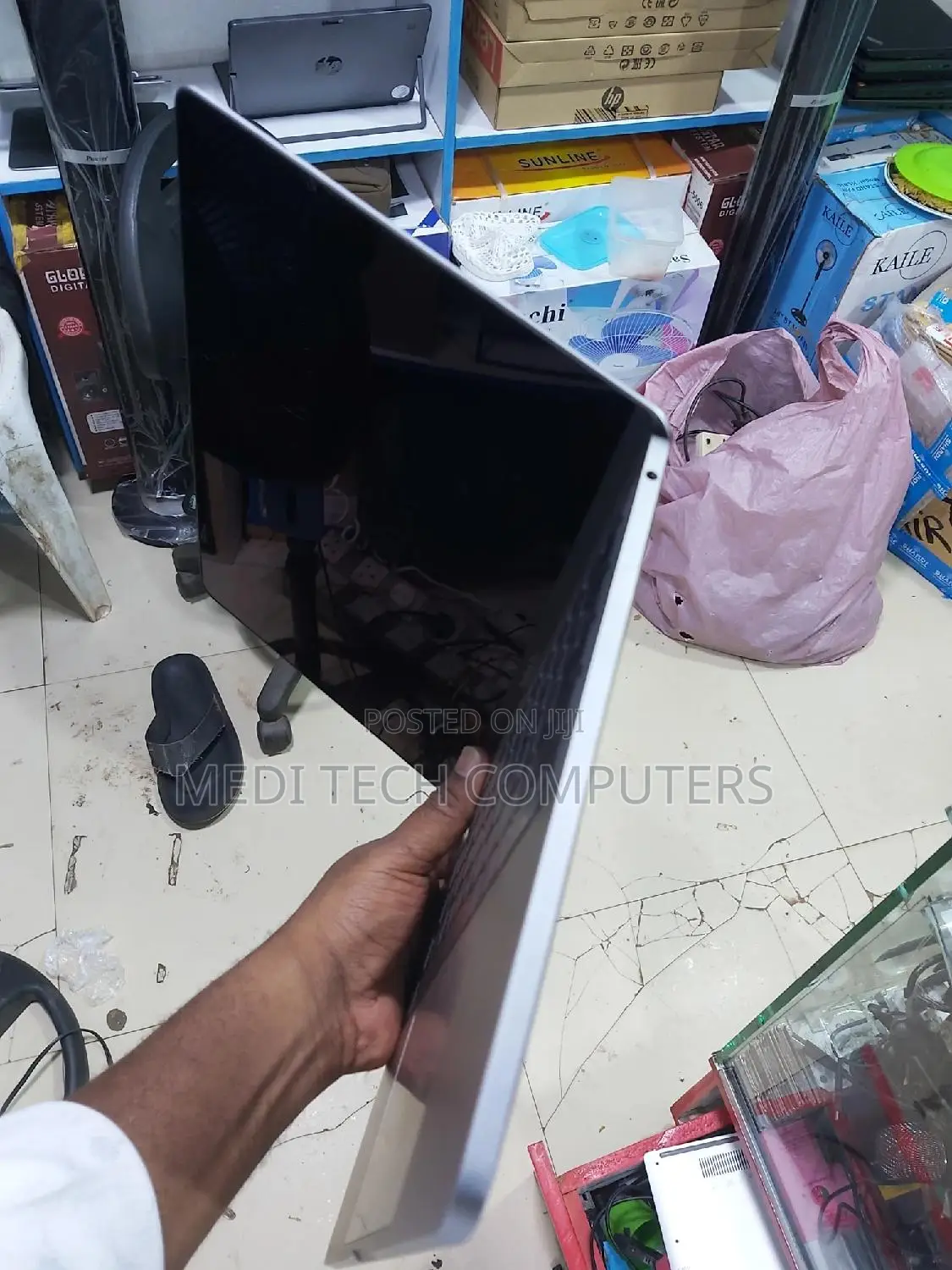 Laptop Apple MacBook Pro 2017 8GB Intel Core I5 SSD 256GB