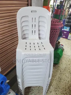 Plastic Chairs Plastic Chairs