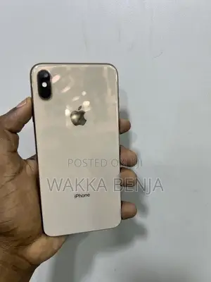 Photo - Apple iPhone XS Max 64 GB Gold