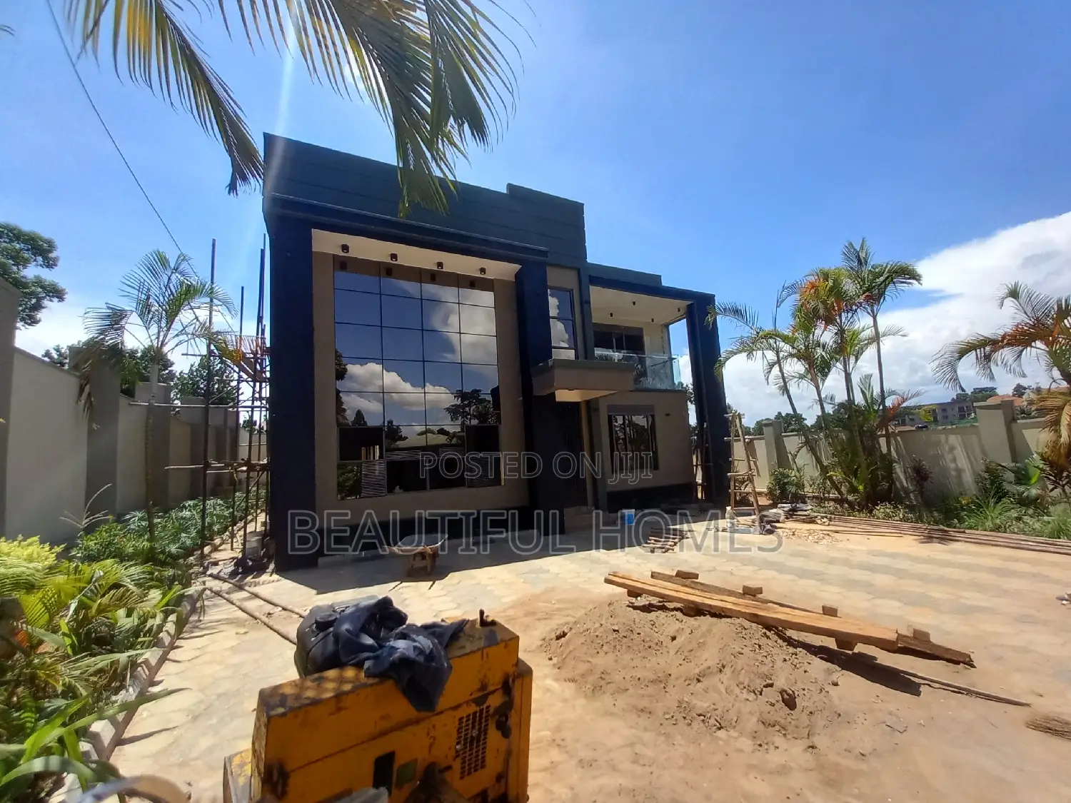 Furnished 5bdrm Duplex in Kyanja, Nakawa for sale