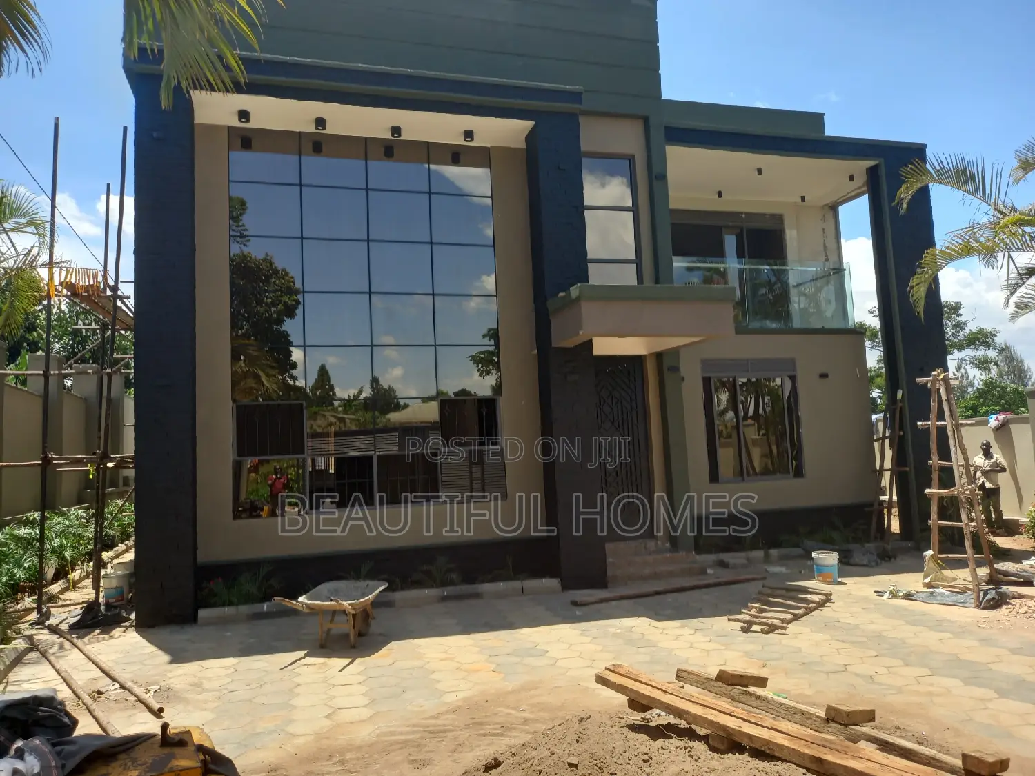 Furnished 5bdrm Duplex in Kyanja, Nakawa for sale