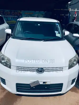Toyota Corolla Rumion Hatchback 1.5 FWD 2009 White