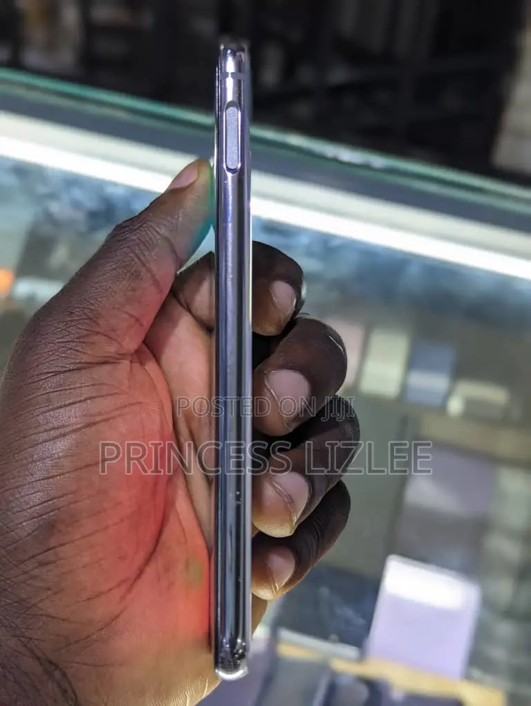 Samsung Galaxy S10e 128 GB Blue