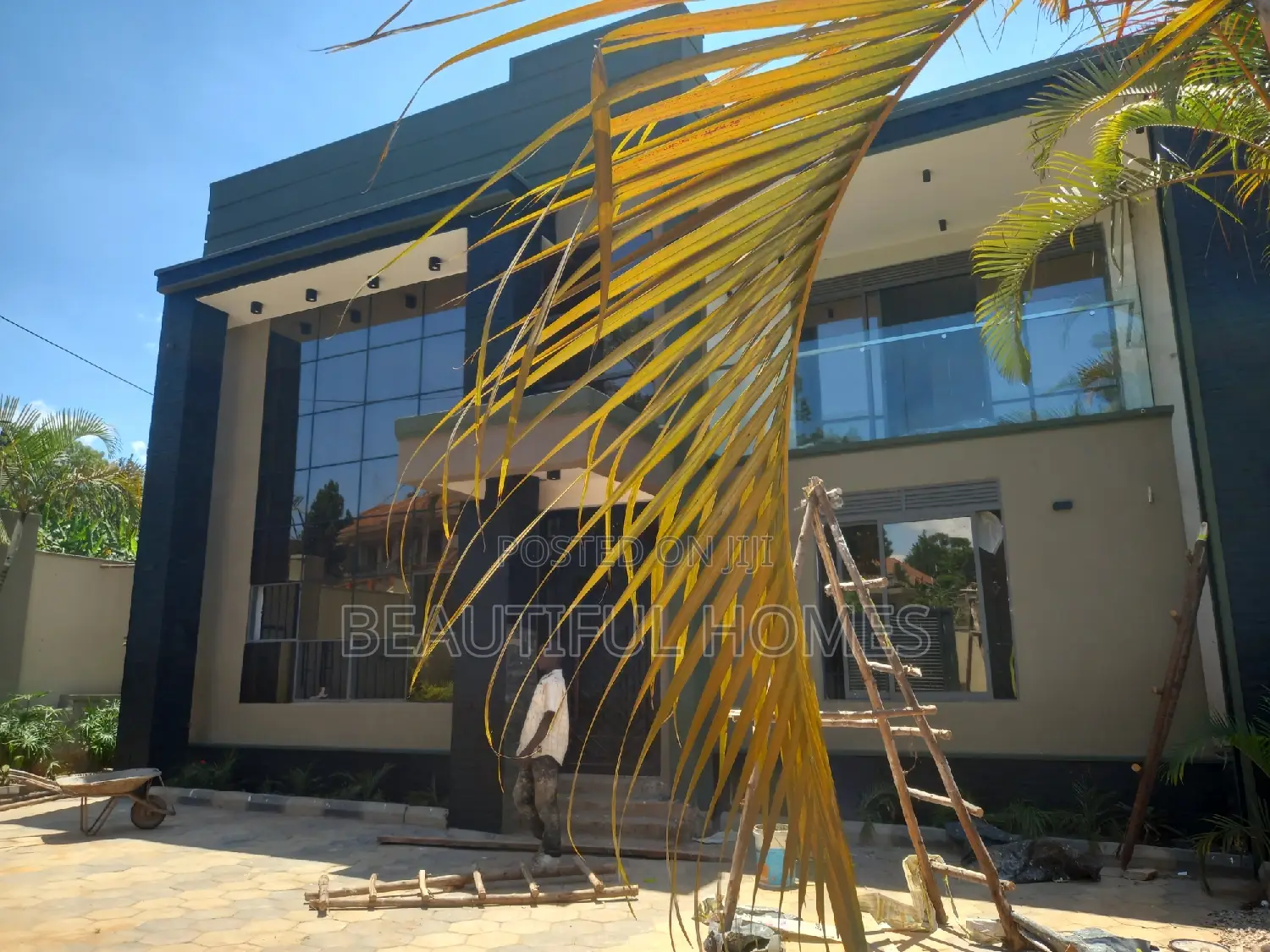 Furnished 5bdrm Duplex in Kyanja Rich, Nakawa for sale