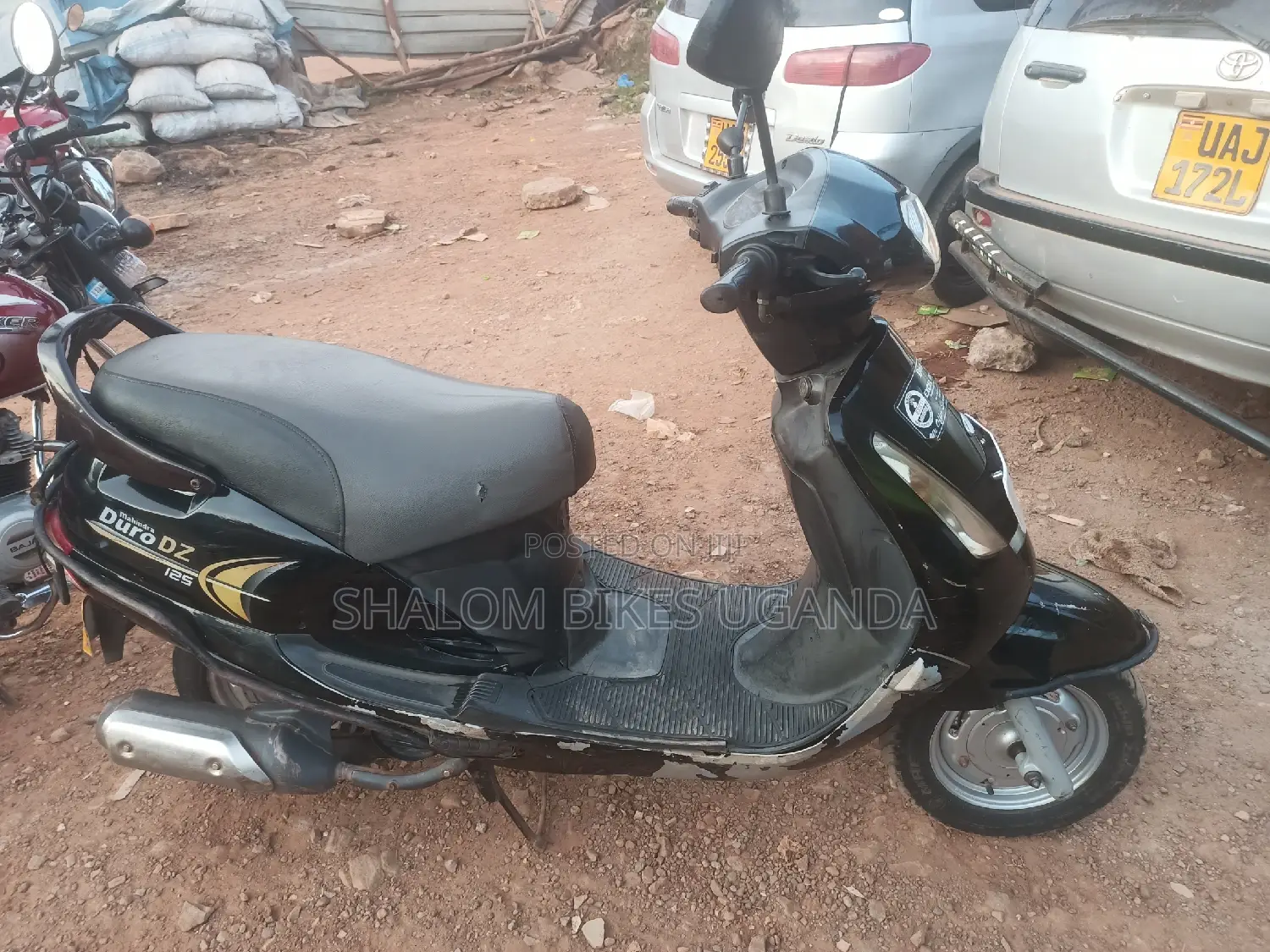 Mahindra Duro 2018 Black