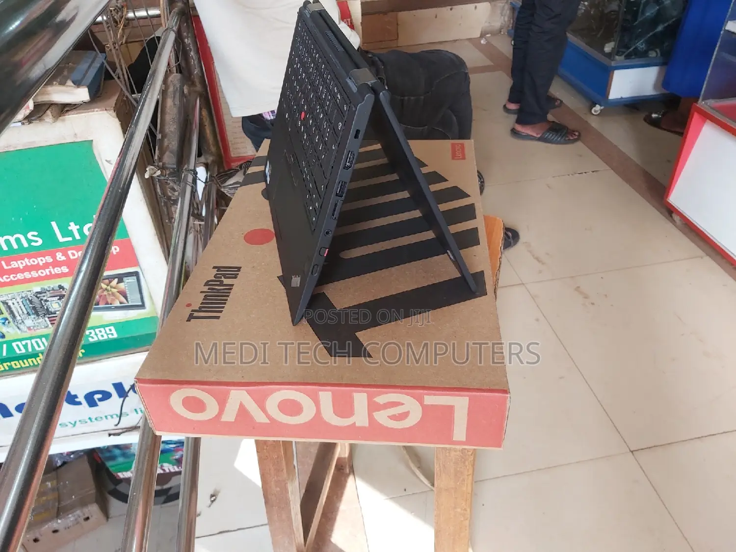 New Laptop Lenovo ThinkPad Yoga 370 8GB Intel Core I5 SSD 256GB