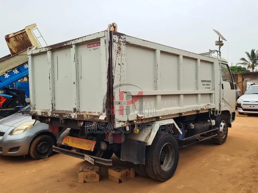 Hino Ranger Tipper