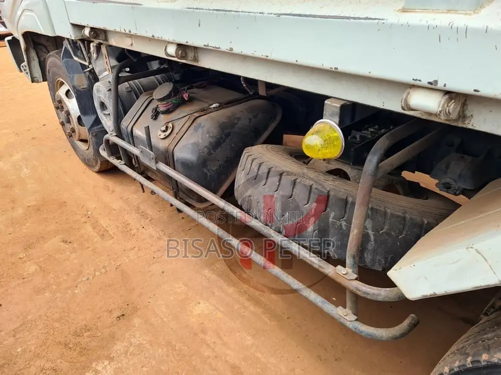 Hino Ranger Tipper