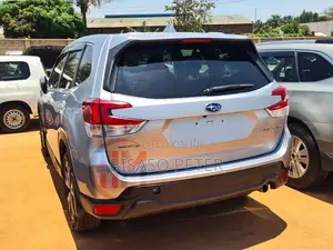 Subaru Forester 2.0XT Premium AWD 2018 Silver