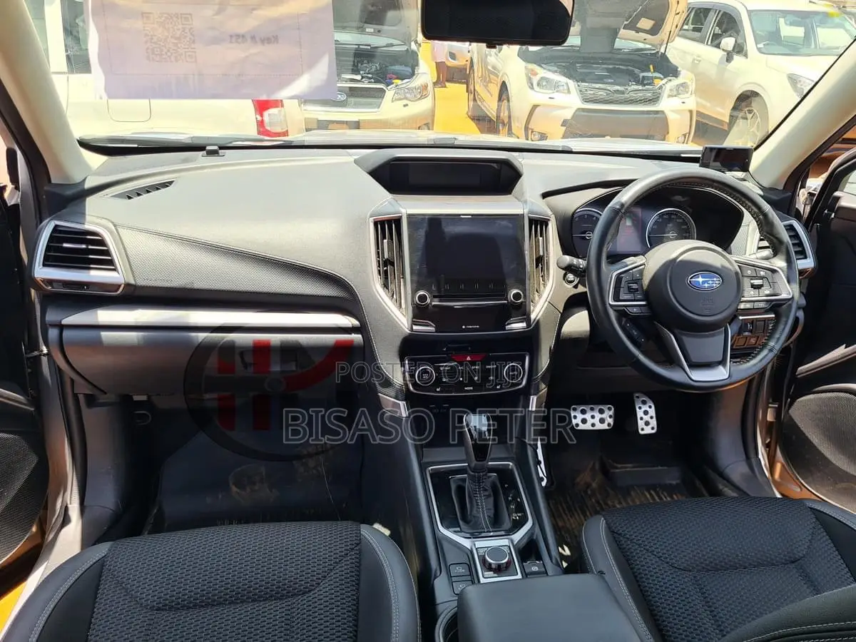 Subaru Forester 2.0XT Premium AWD 2018 Silver