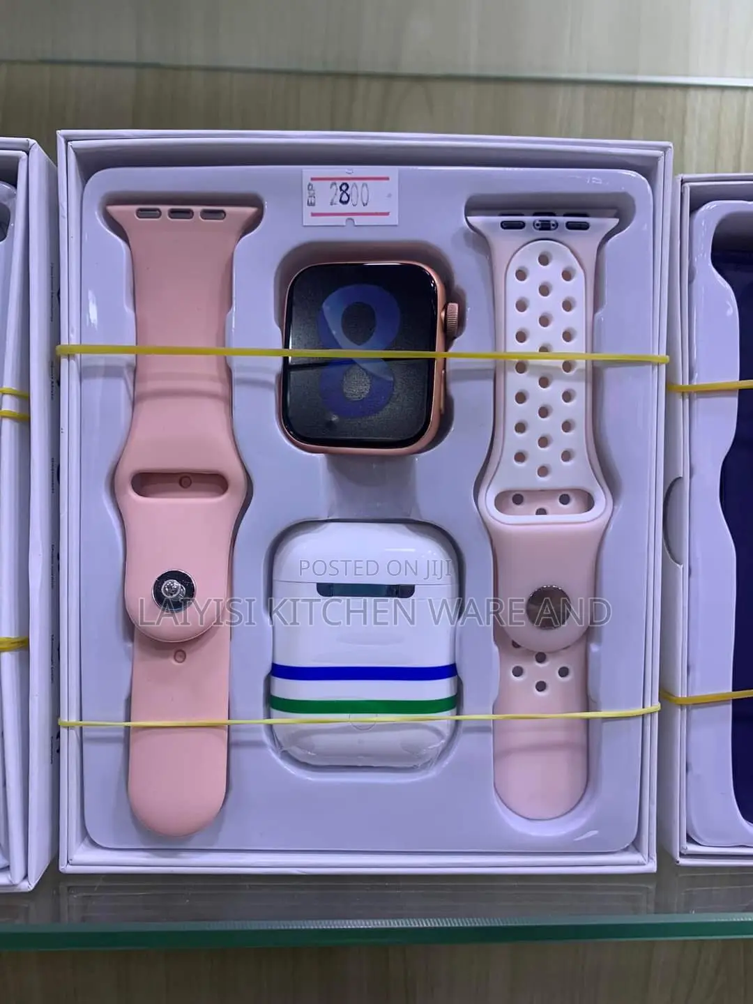 Ear Buds With A Smart Watch Changing Chains