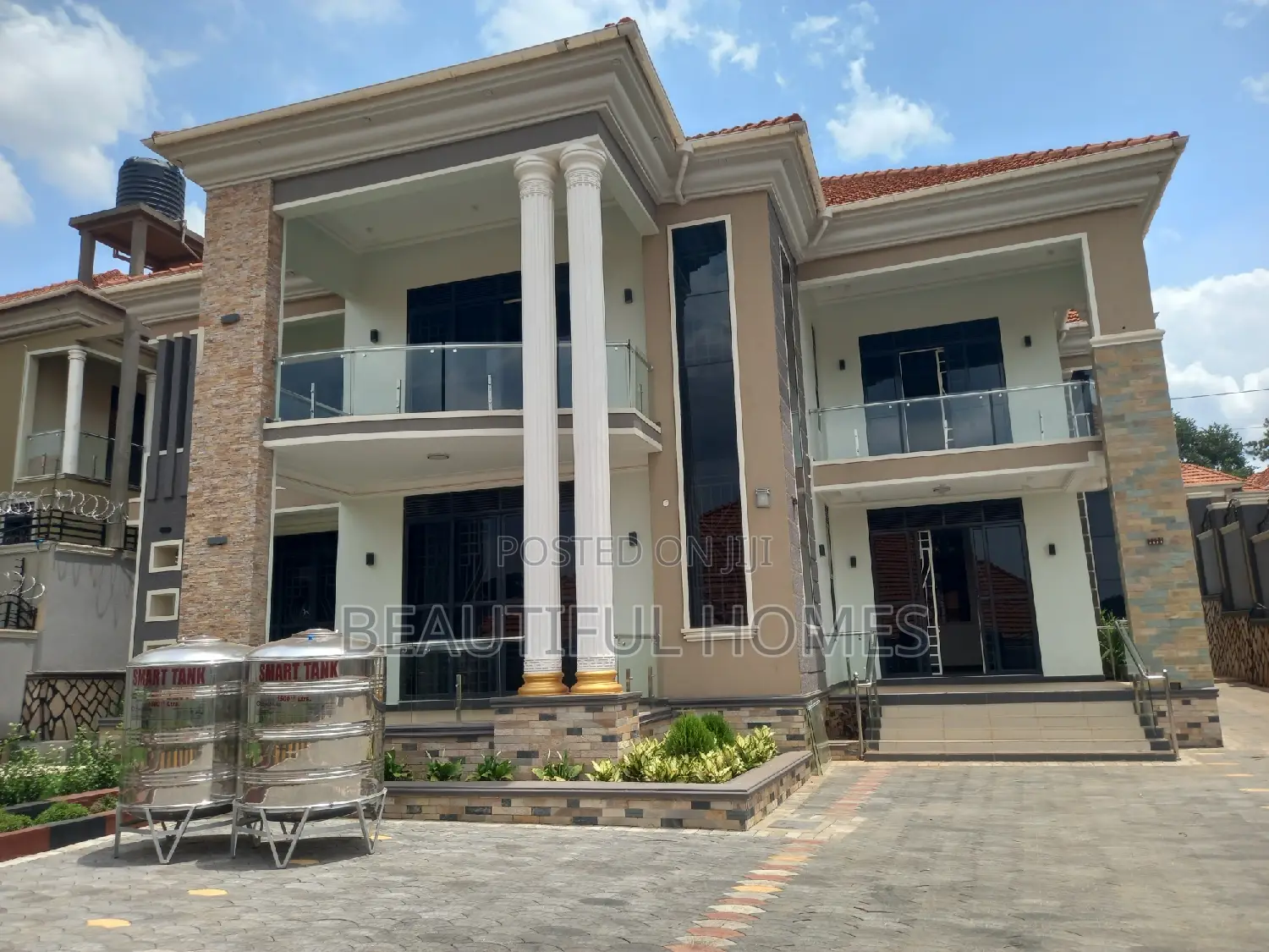Furnished 6bdrm Duplex in Kira Rich, Central Division for sale