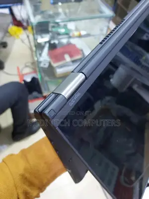 New Laptop Lenovo ThinkPad Yoga 370 8GB Intel Core I5 SSD 256GB