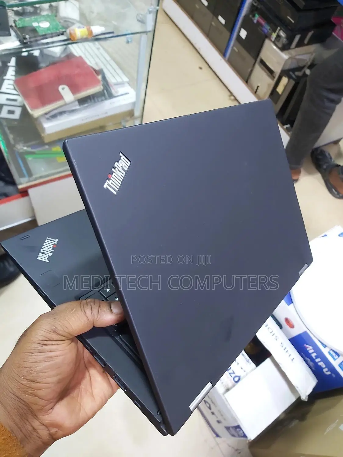 New Laptop Lenovo ThinkPad Yoga 370 8GB Intel Core I5 SSD 256GB