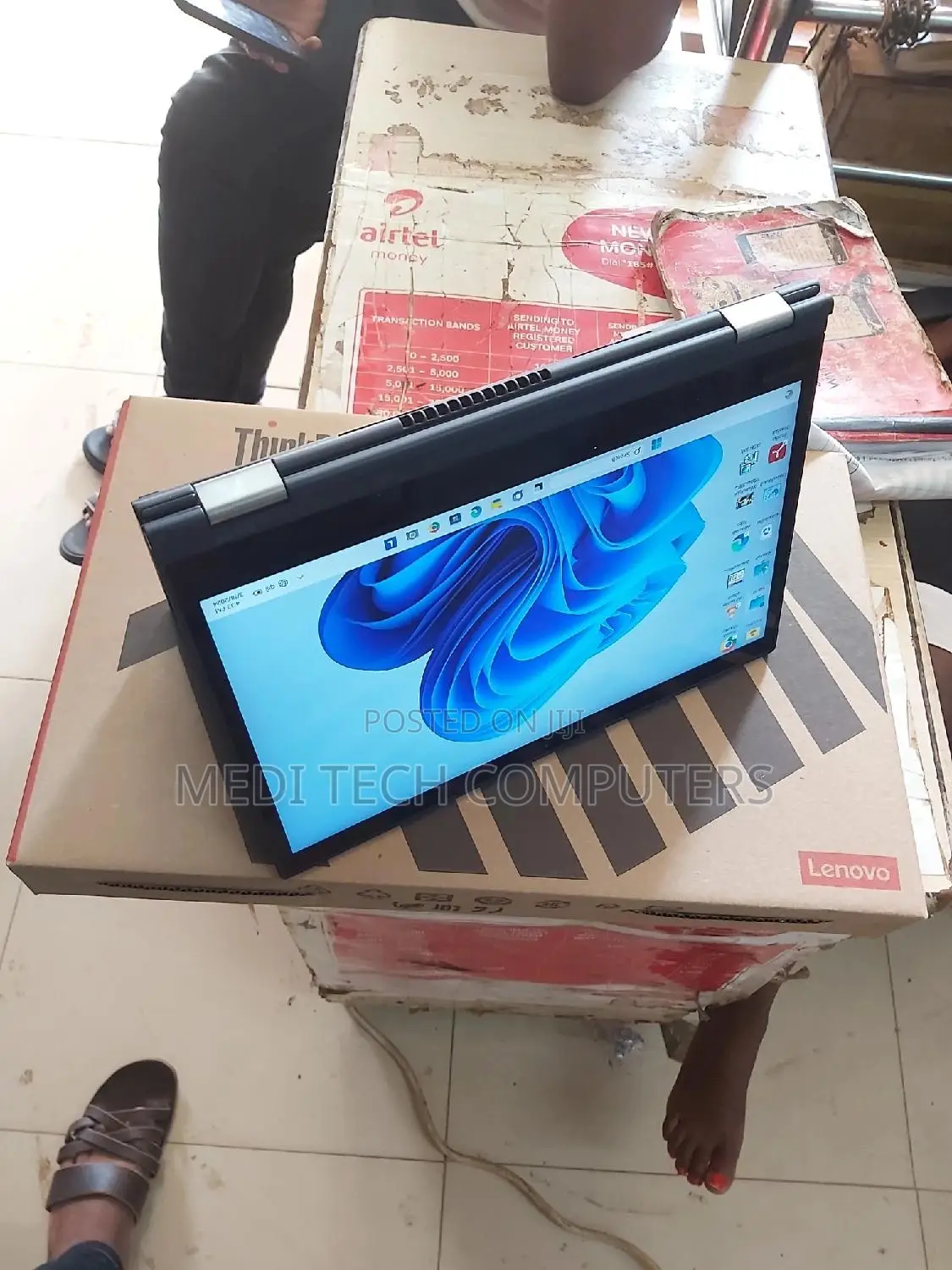 New Laptop Lenovo ThinkPad Yoga 370 8GB Intel Core I5 SSD 256GB