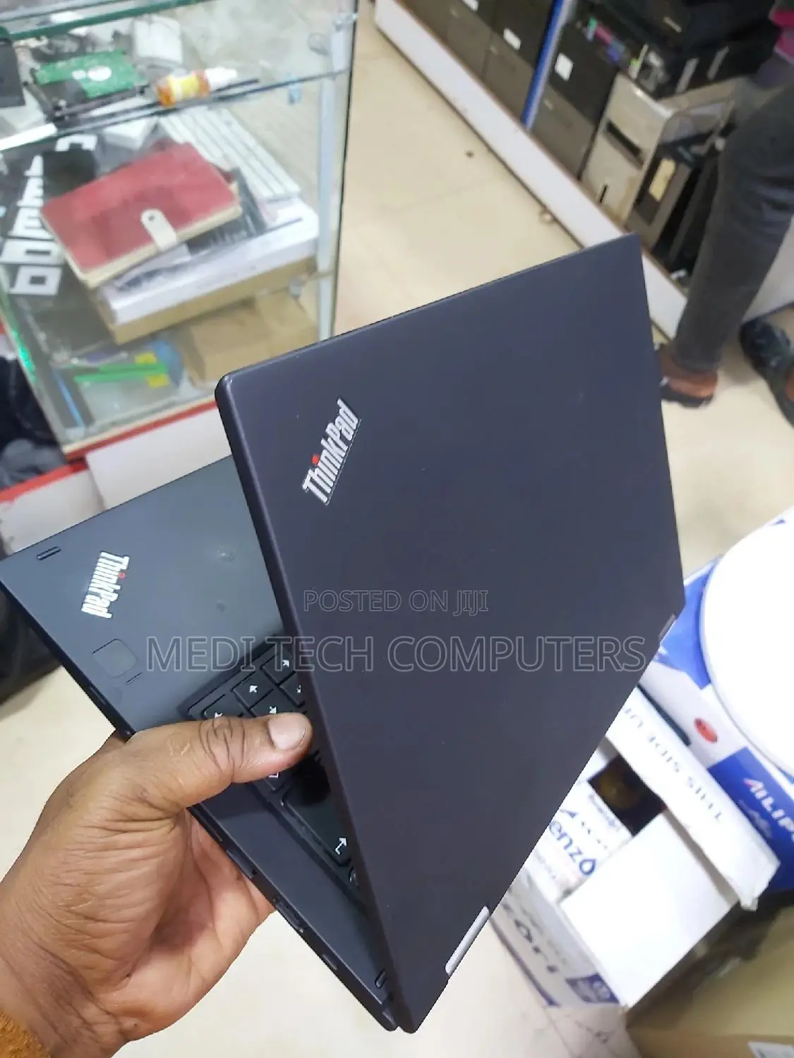 New Laptop Lenovo ThinkPad Yoga 370 8GB Intel Core I5 SSD 256GB