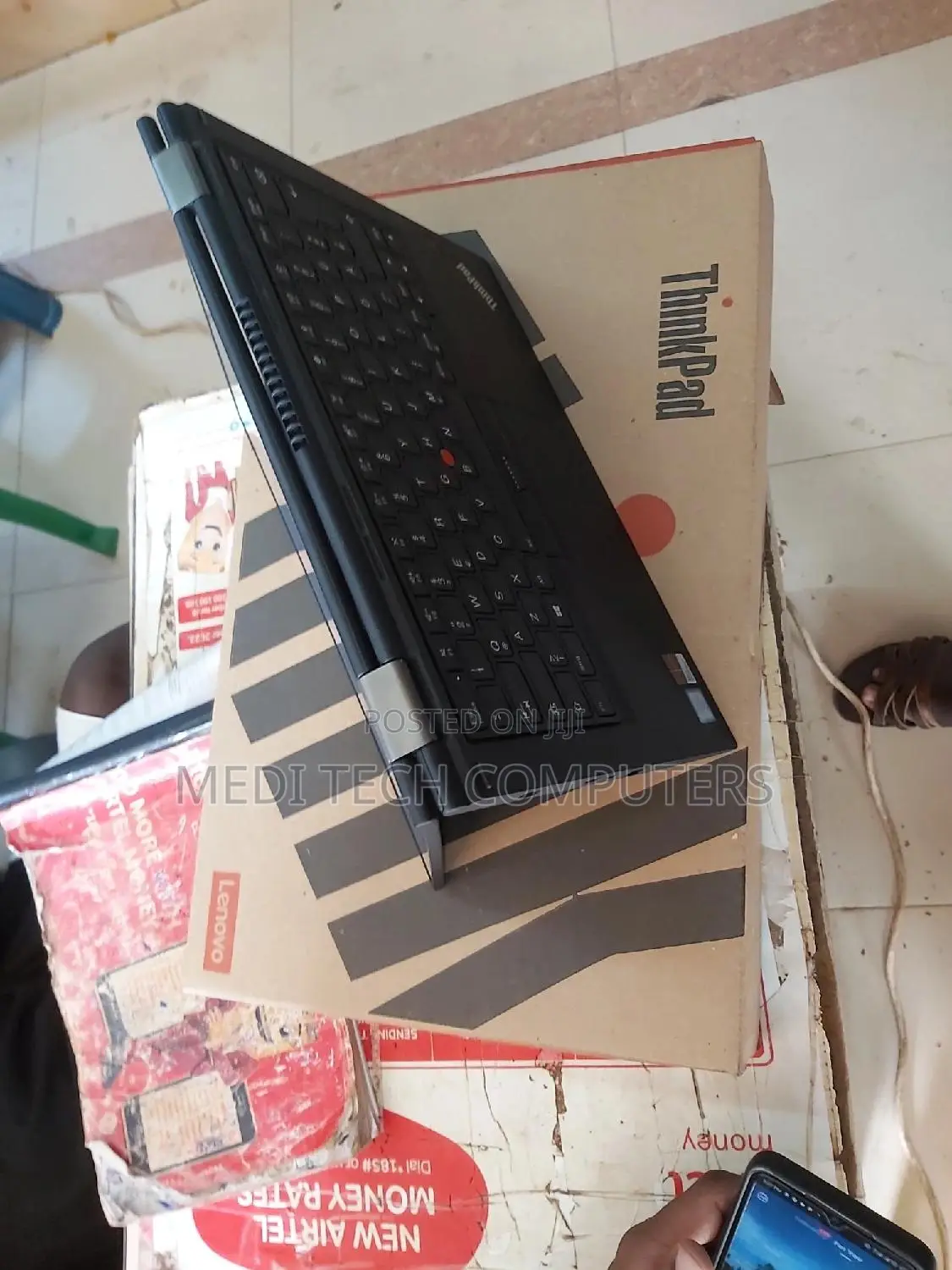 New Laptop Lenovo ThinkPad Yoga 370 8GB Intel Core I5 SSD 256GB