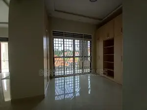 Furnished 6bdrm House in Kira for sale