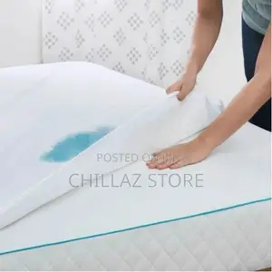 Lightbox Elegant Fitted Waterproof Mattress Protector