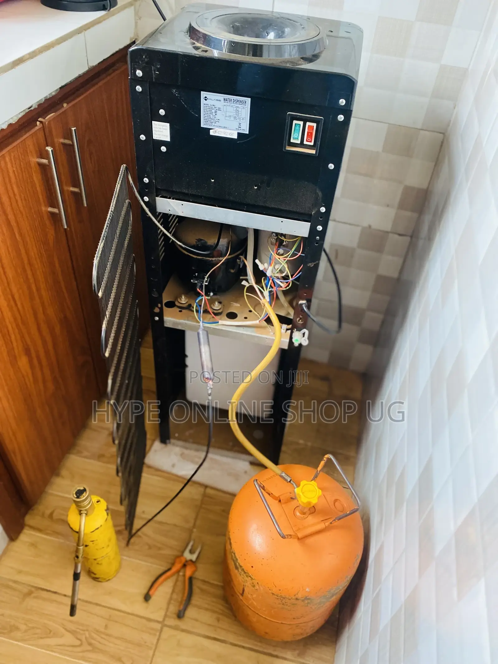 Water Dispenser Gas Refilling System Service