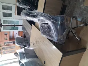 Desktop and Movable Drower