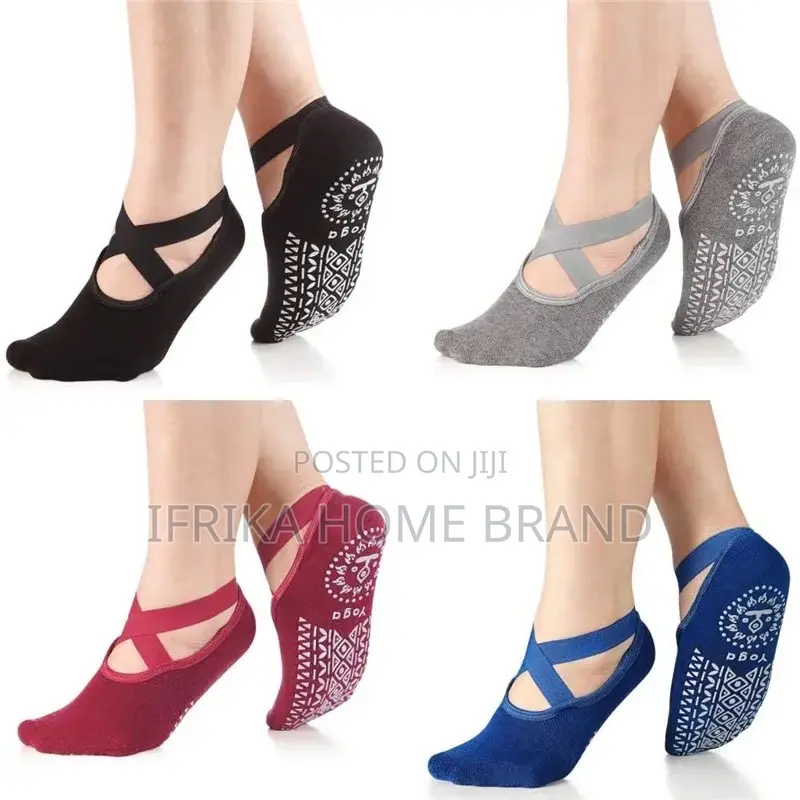Non-Slip Grips Straps Yoga Socks for Women Ideal Indoor Sock