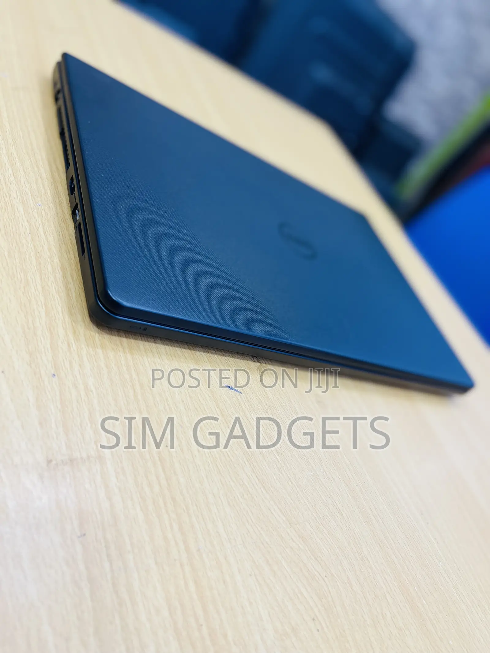 Laptop Dell Inspiron 15 5568 4GB Intel Core I5 HDD 500GB