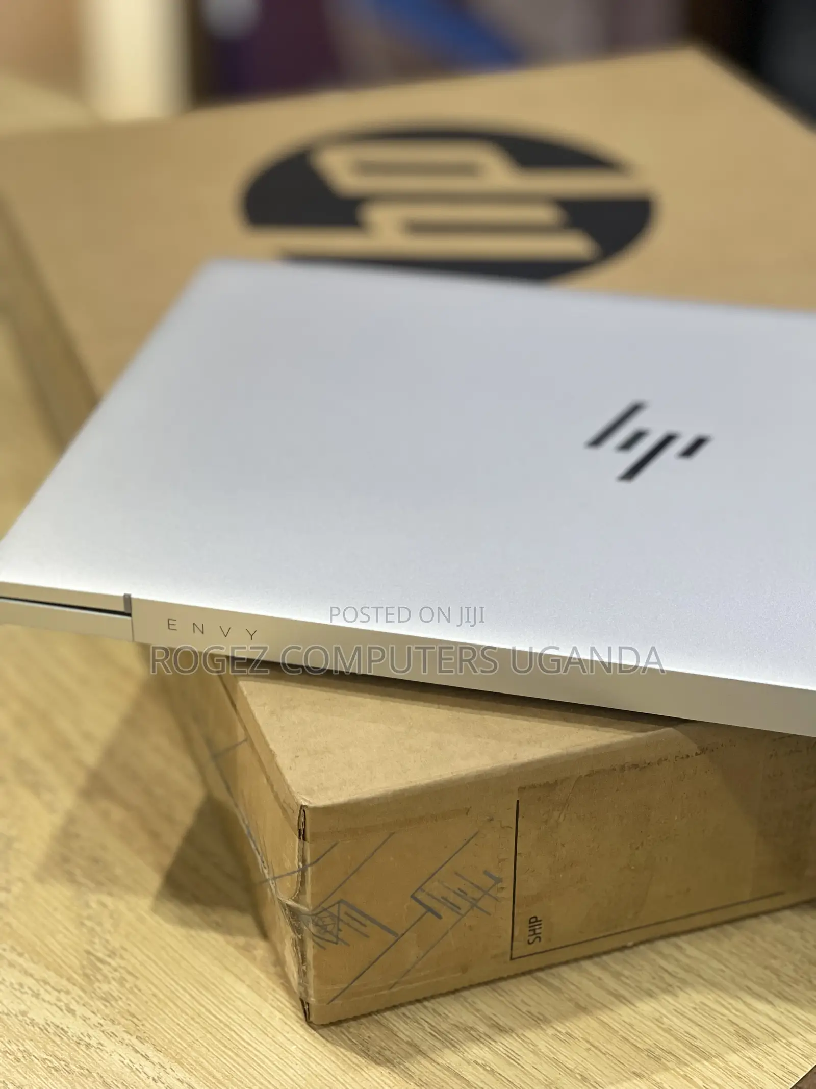 New Laptop HP Envy 13t 16GB Intel Core I7 SSD 512GB