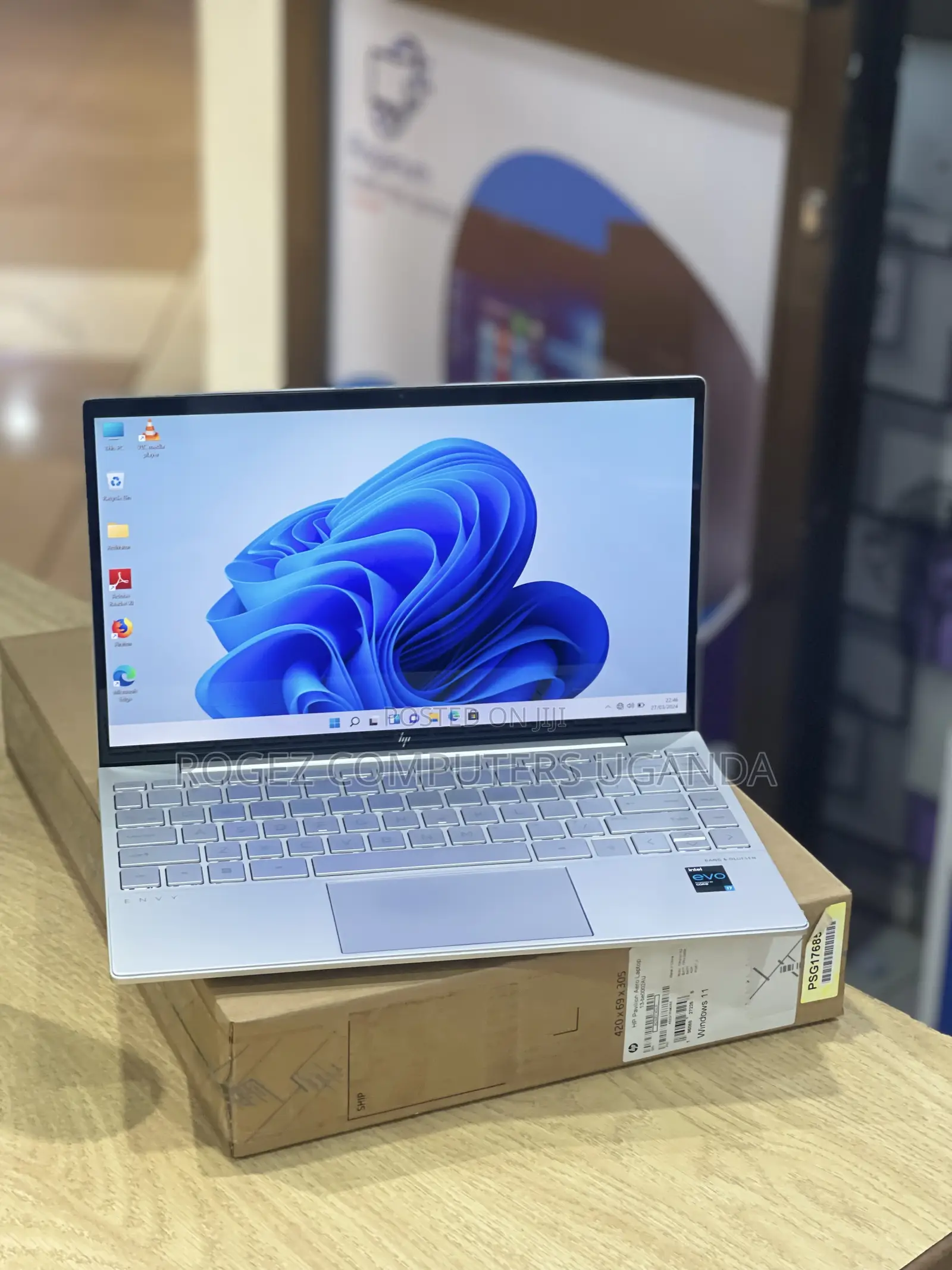 New Laptop HP Envy 13t 16GB Intel Core I7 SSD 512GB