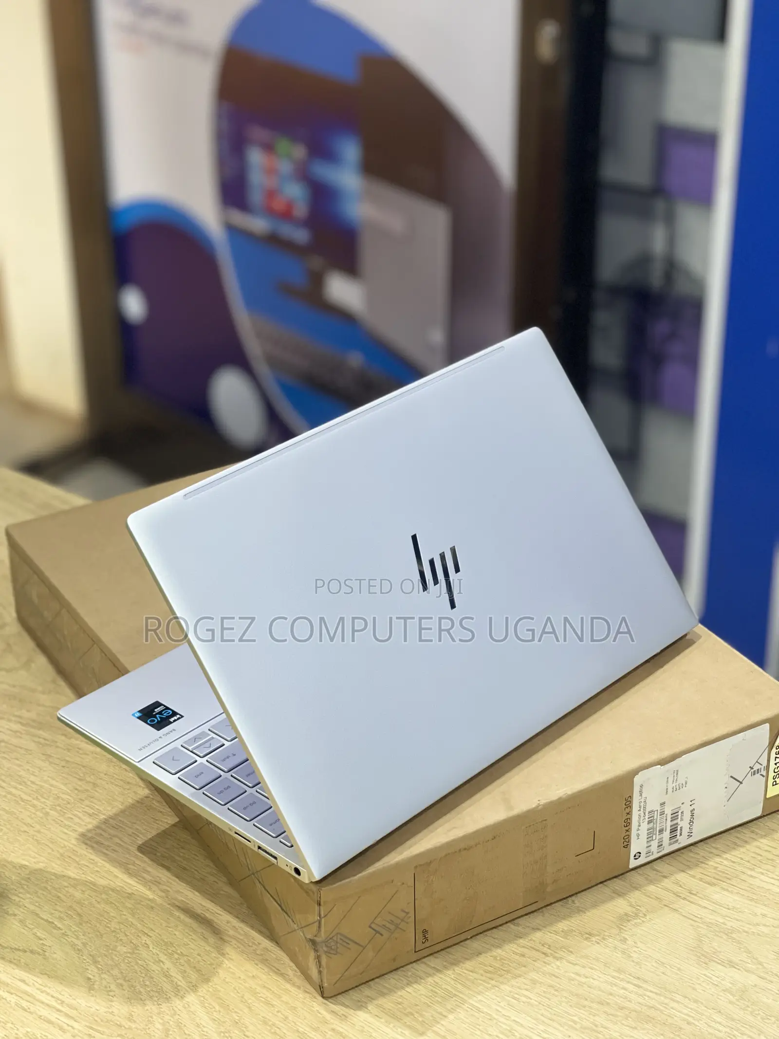 New Laptop HP Envy 13t 16GB Intel Core I7 SSD 512GB