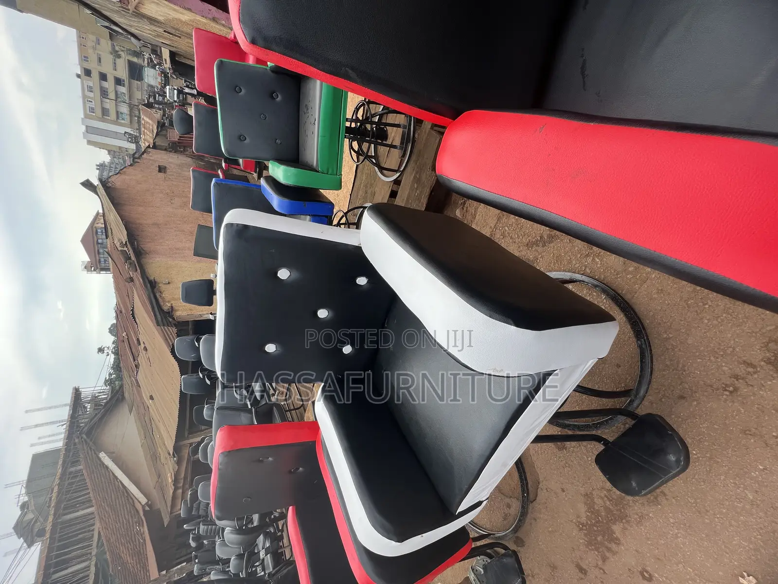 Simple Barber Chair for Men