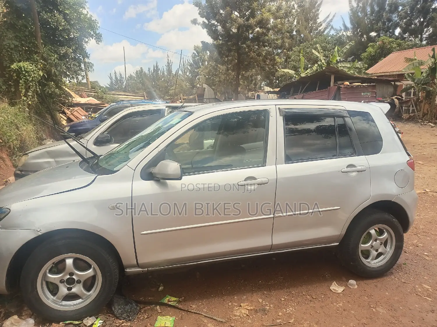 Mazda Demio 2004 Silver