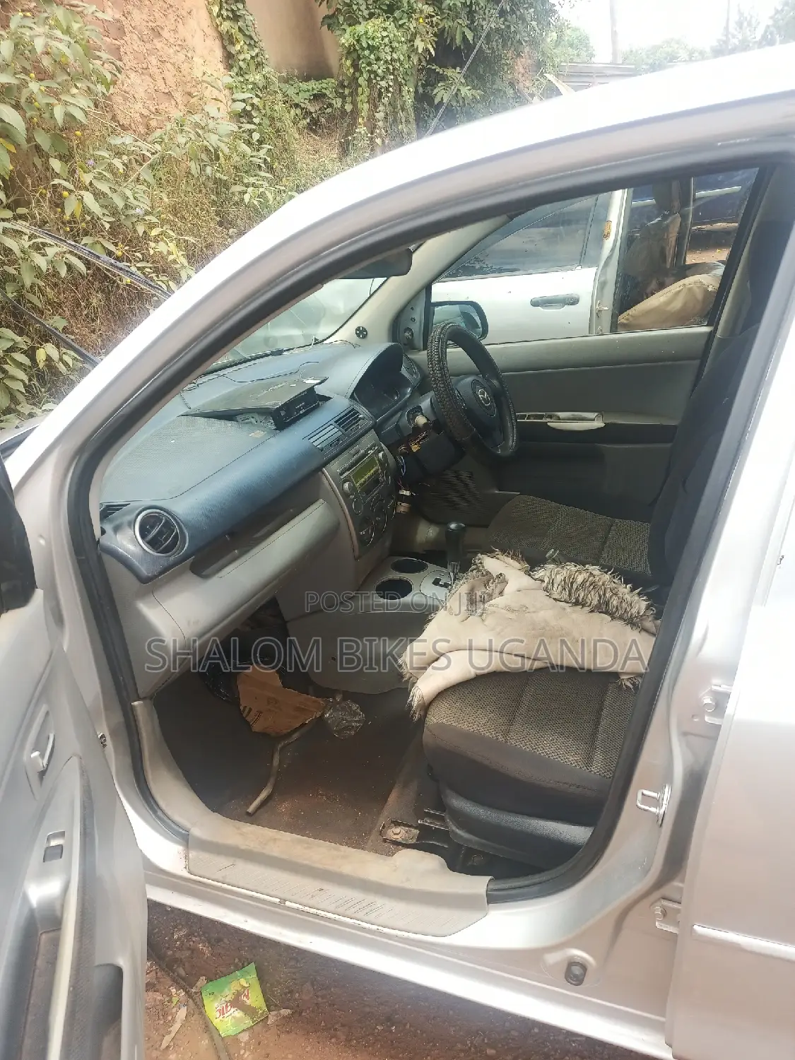 Mazda Demio 2004 Silver