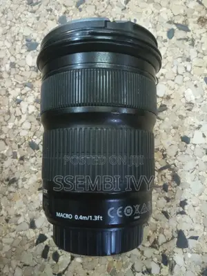 CANON 24-105mm Prof. Camera Lens.