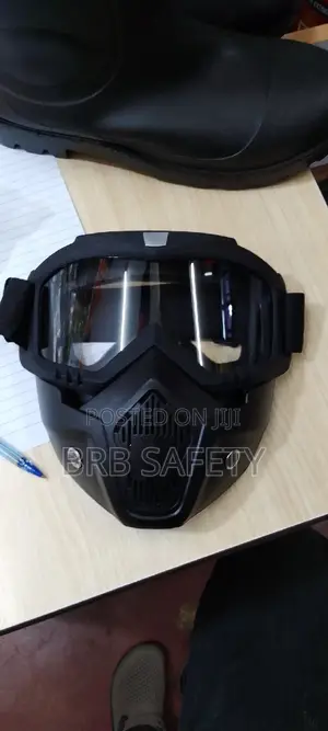 Riding Mask