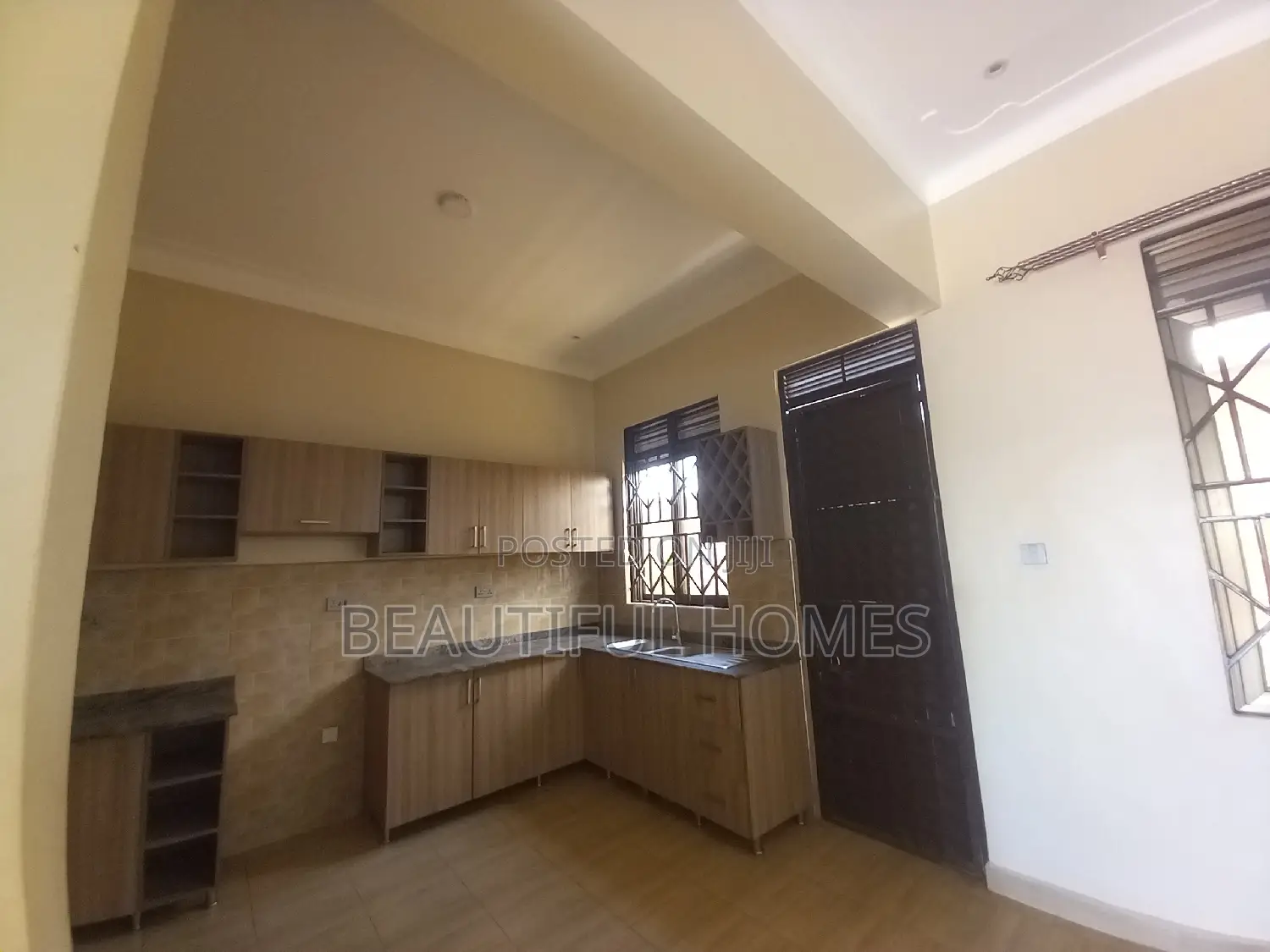 Furnished 3bdrm Bungalow in Kira for sale
