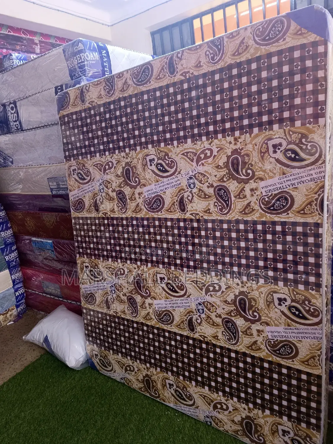 6x6 Roseform Mattress
