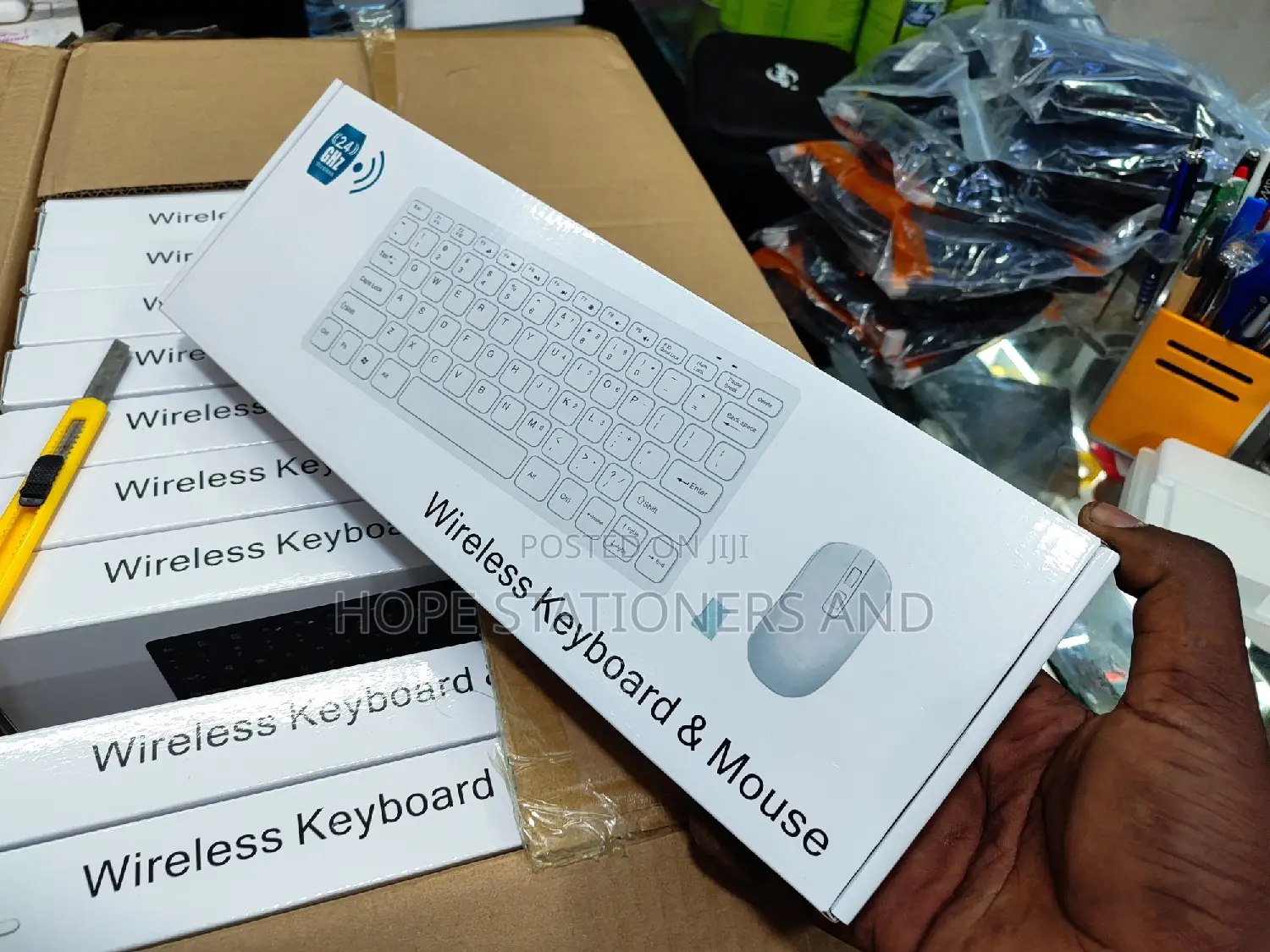 Wireless Keyboard and Mouse Combo