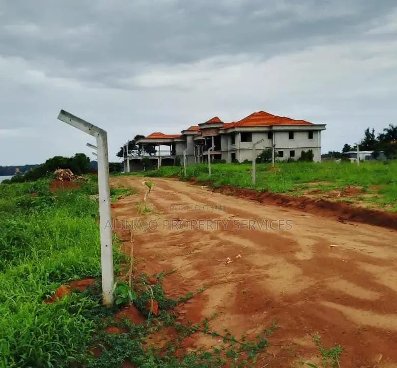 Entebbe Water View Plots Bwerenga 79m/85m ,Garuga 82m/120m,Nkumba 75m