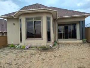Furnished 3bdrm House in Nakwero, Kira for sale