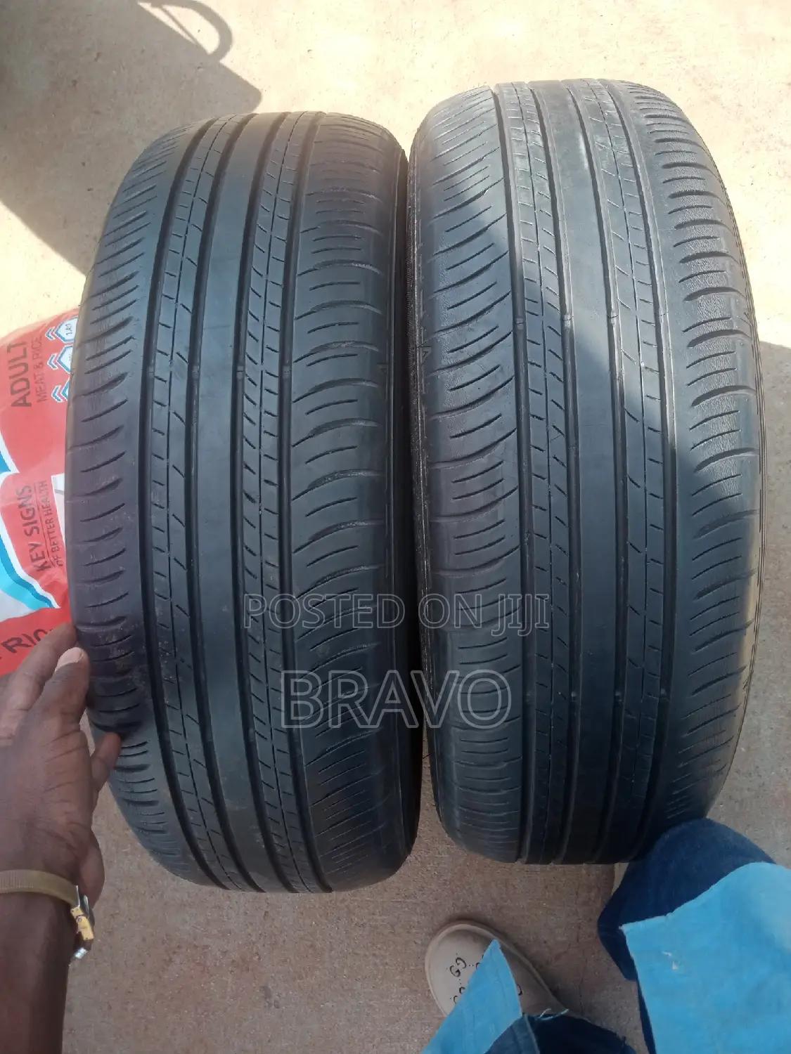 215/60r17 Dunlop Japan.