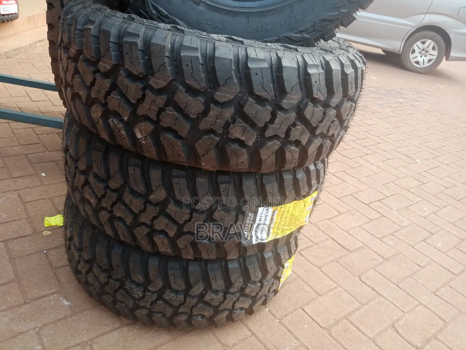 265/65r17 Austone Mudterrian.