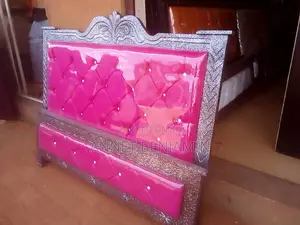 Photo - Pink Leather Bed 5*6.