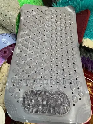 Rubber Bathroom Mats That Are Bathed On